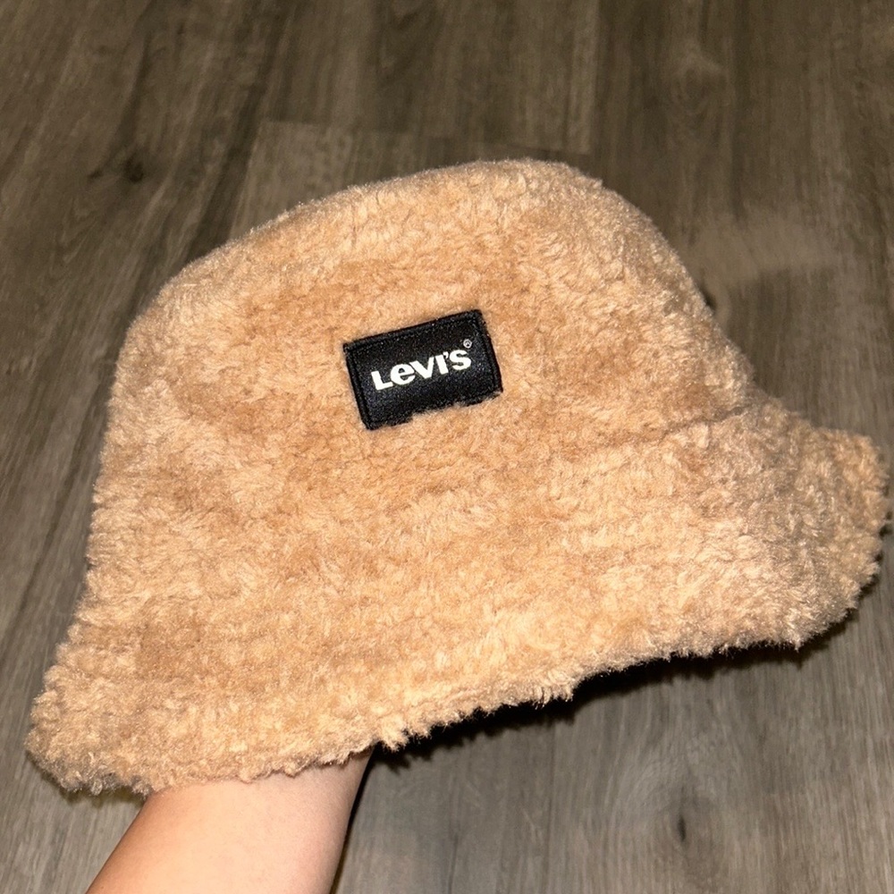 Levi's Tan Fuzzy Bucket Hat